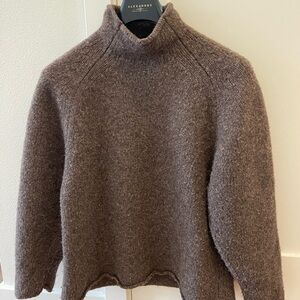 Babaa Brown Turtleneck Sweater